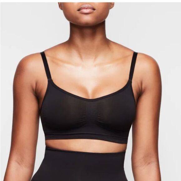 NWOT SKIMS Seamless Sculpt Bralette In Onyx Black Bra Active Sport Bra - Picture 1 of 8